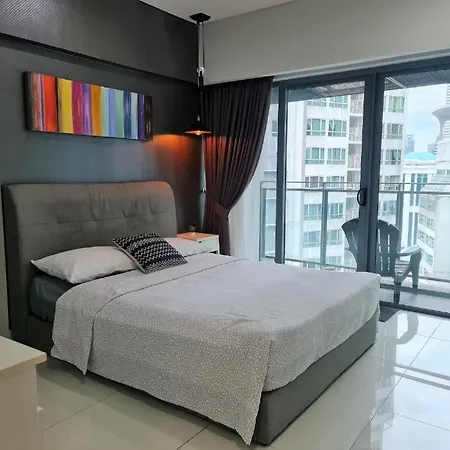Summer Suites @Bukit Bintang Klcc By Sarah'S Lodge Kuala Lumpur Exterior photo