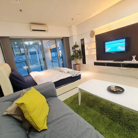 Summer Suites @Bukit Bintang Klcc By Sarah'S Lodge Kuala Lumpur Exterior photo