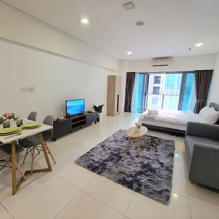 Summer Suites @Bukit Bintang Klcc By Sarah'S Lodge Kuala Lumpur Exterior photo
