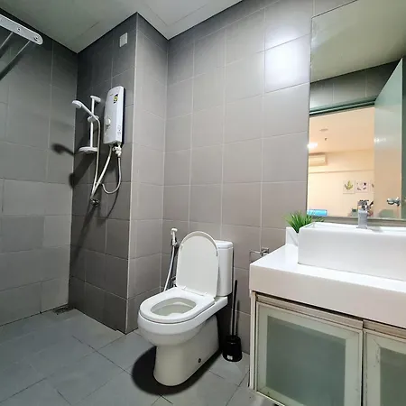 Summer Suites @Bukit Bintang Klcc By Sarah'S Lodge Kuala Lumpur Room photo